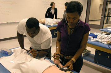 Science and Practice of Medicine 100: Clinical Skills Lab - Simulated patient assessments