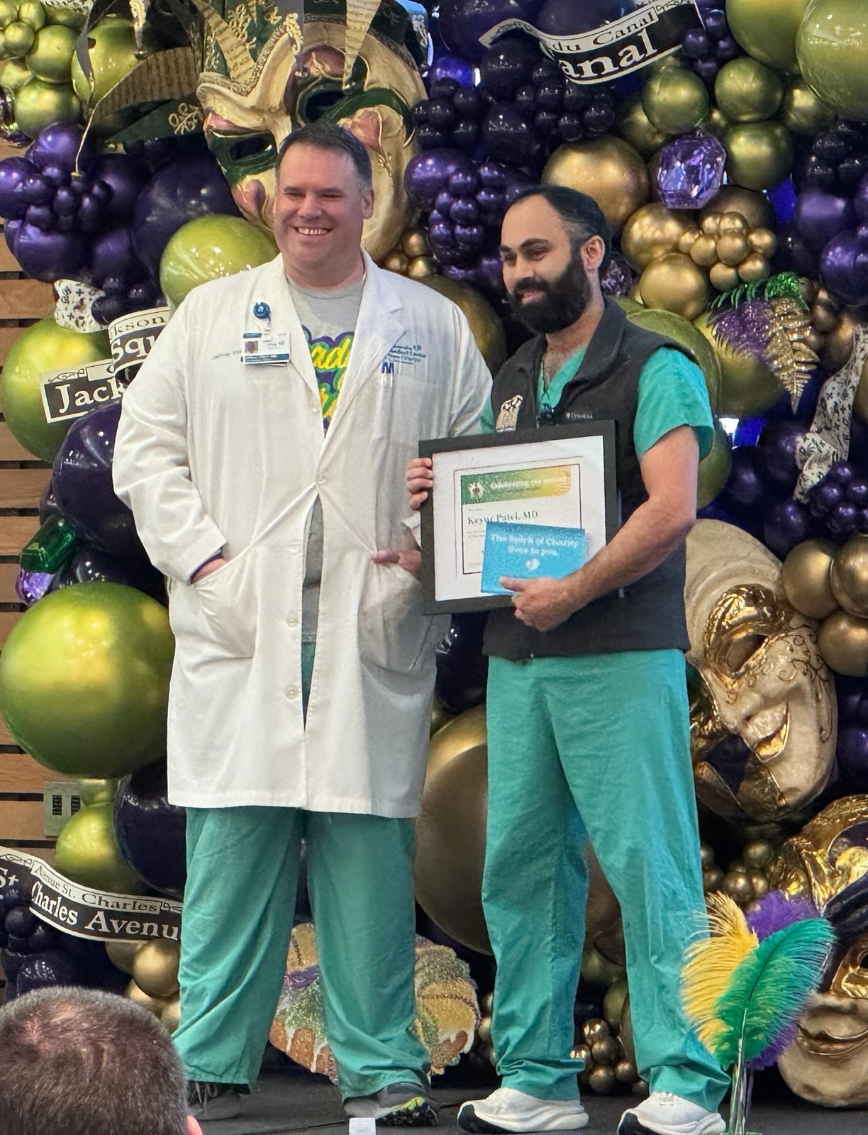 Dr. Keyur Patel accepts award