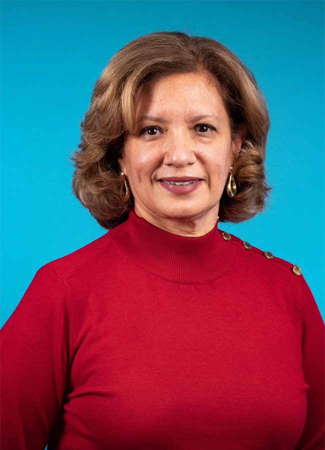 Maria Velez-Yanguas Headshot