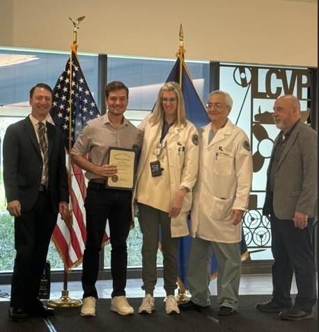 Dr. Avdic received award