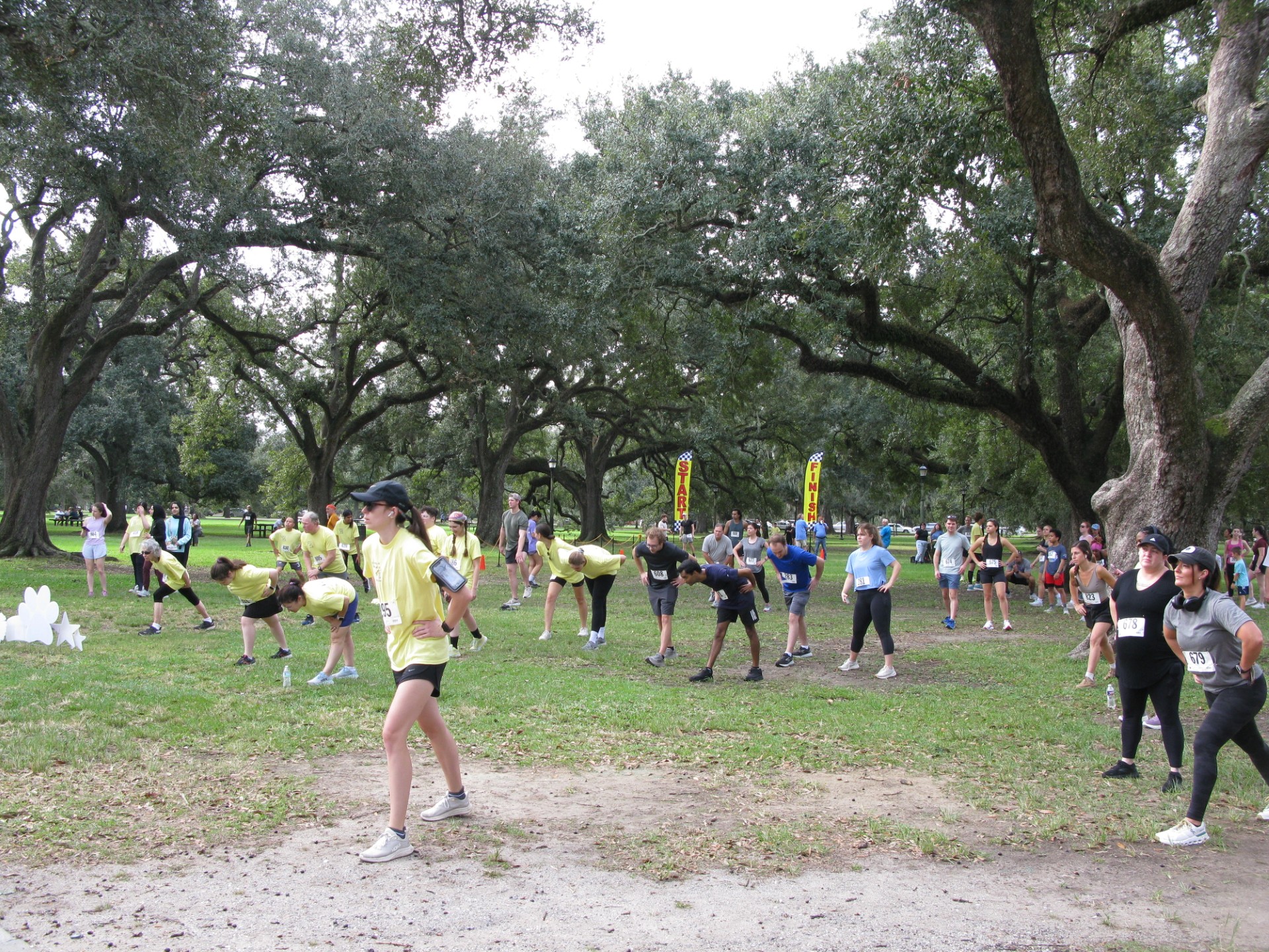 runners stretch before the race